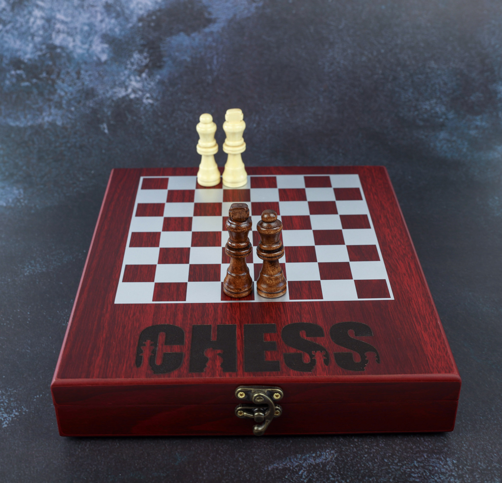 Custom Engraved Travel Chess Set - Perfect Gift Club