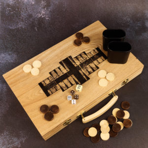 Unique Modern Art Engraved Wooden Backgammon Set