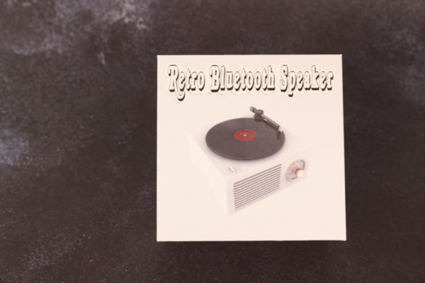 Retro Vinyl Record Player Style Bluetooth Speaker - Image 8