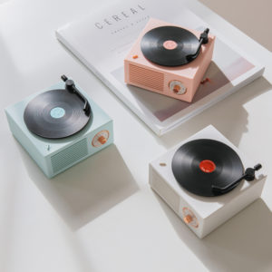 Retro Vinyl Record Player Style Bluetooth Speaker